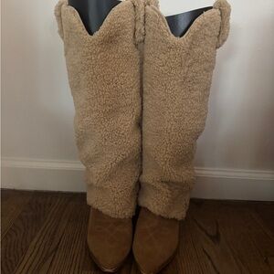 Steve Madden Lassy Sherpa Cowboy Boots in Tan